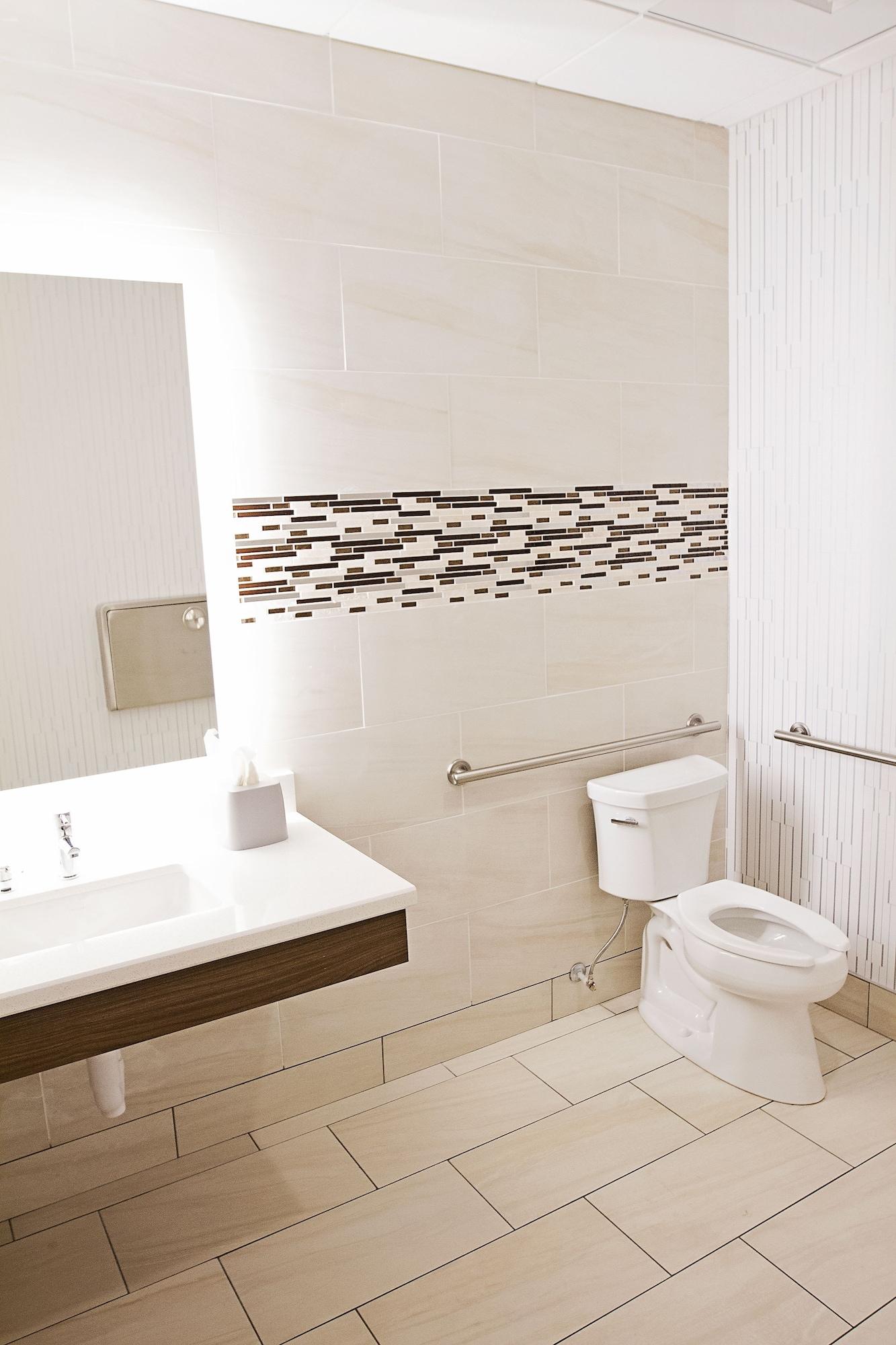Holiday Inn Express & Suites Greenwood Mall By Ihg מראה חיצוני תמונה