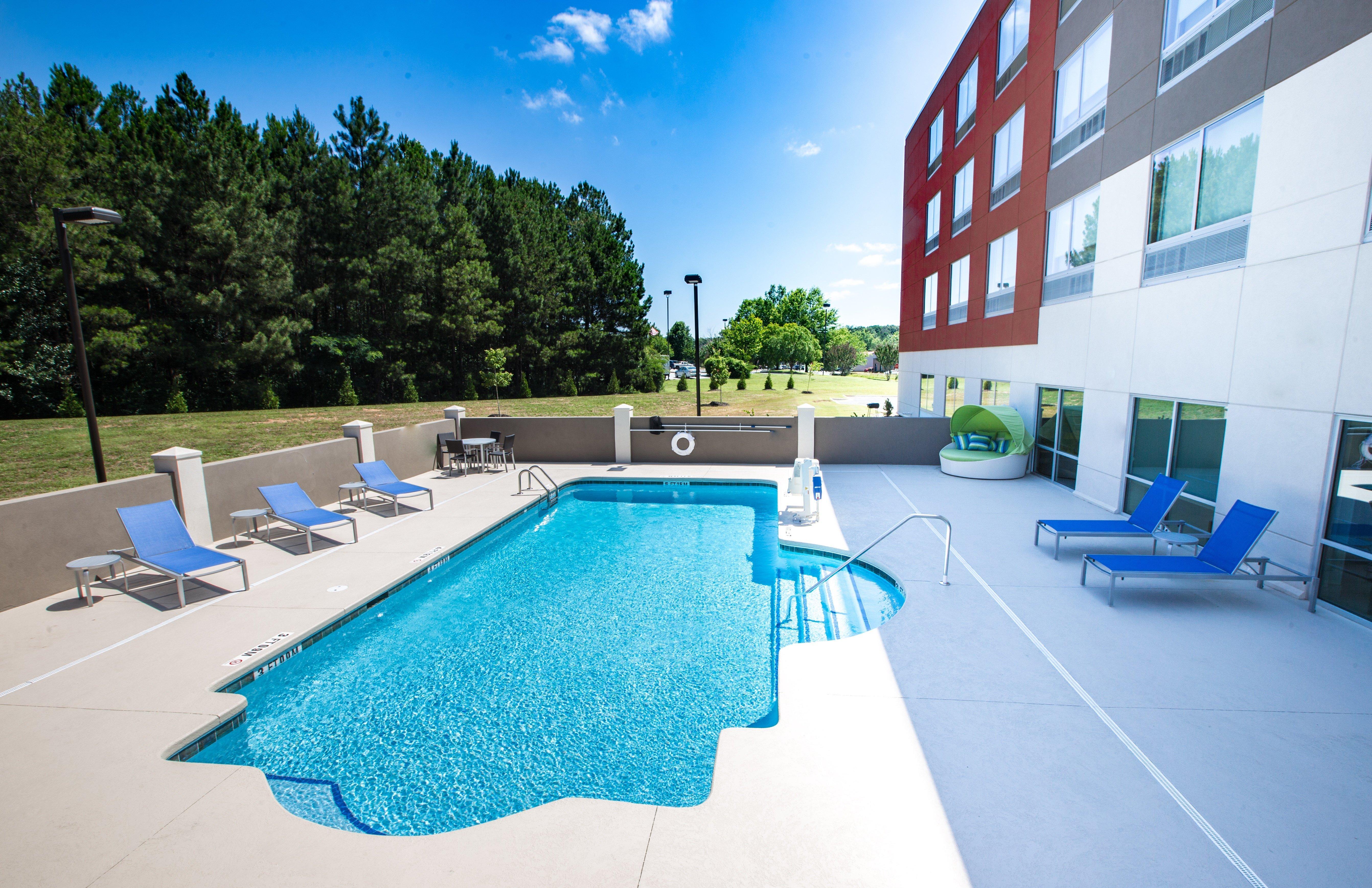 Holiday Inn Express & Suites Greenwood Mall By Ihg מראה חיצוני תמונה