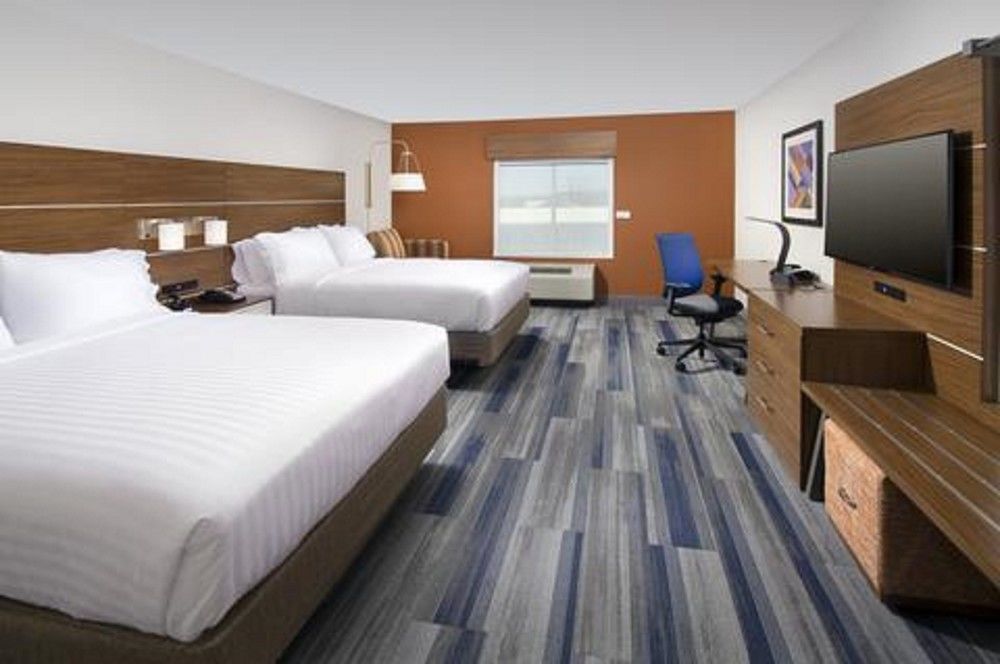 Holiday Inn Express & Suites Greenwood Mall By Ihg מראה חיצוני תמונה