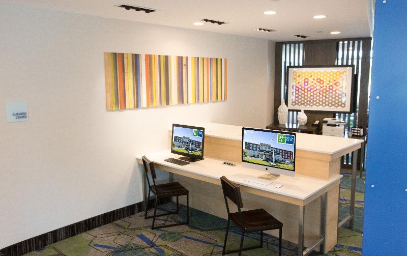 Holiday Inn Express & Suites Greenwood Mall By Ihg מראה חיצוני תמונה